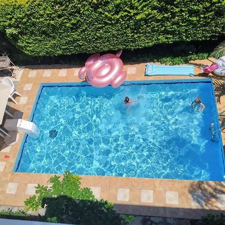 Mikros Paradisos Somatas Bagian luar foto