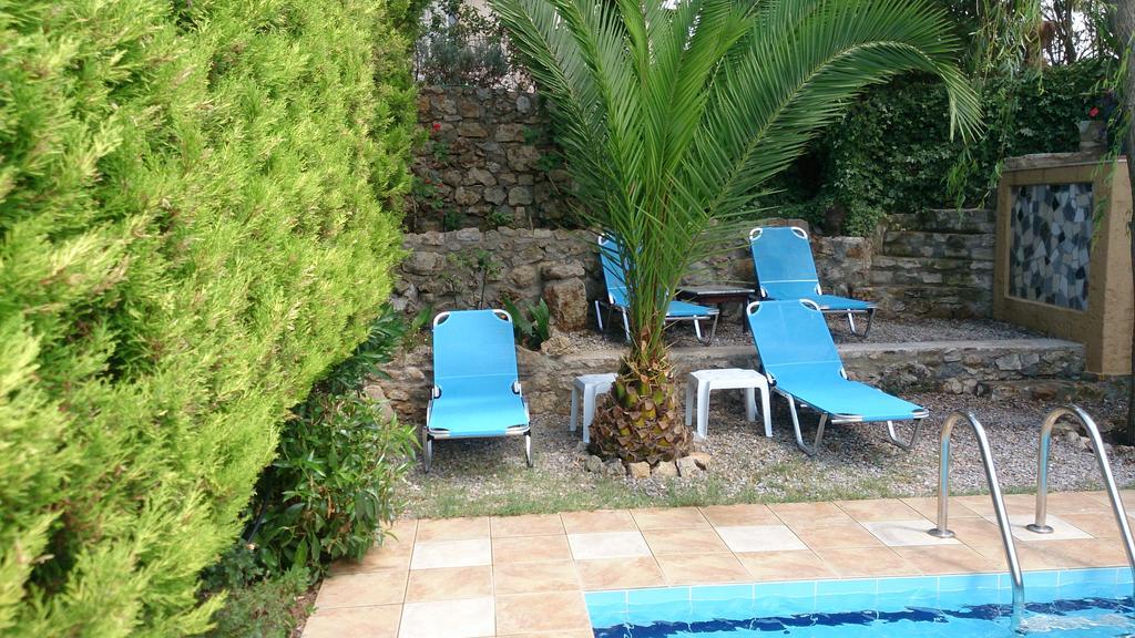 Mikros Paradisos Somatas Bagian luar foto