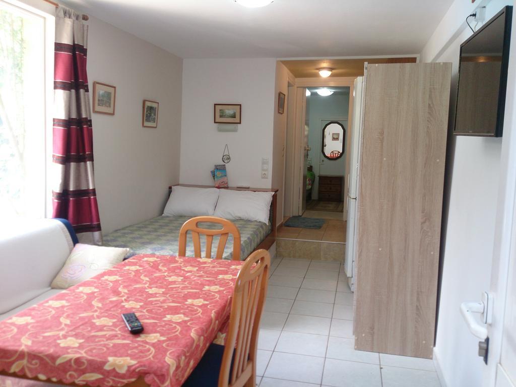 Mikros Paradisos Somatas Bagian luar foto